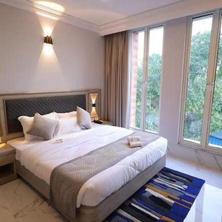 Fabhotel Prime Hampton By Ic'S Noida Kültér fotó