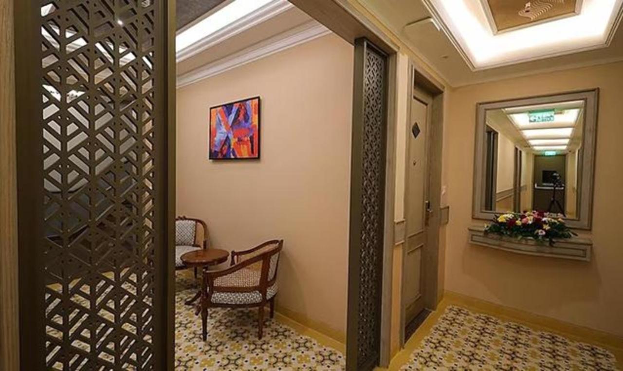 Fabhotel Prime Hampton By Ic'S Noida Kültér fotó